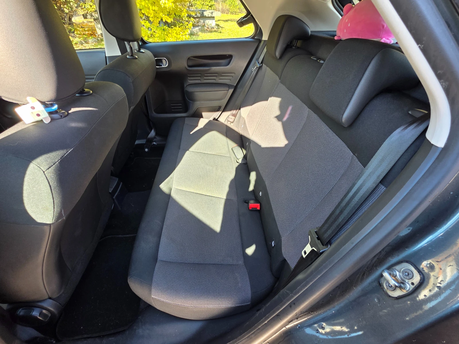 Citroen C4 Cactus 1.6 HDI, снимка 5 - Автомобили и джипове - 53901525