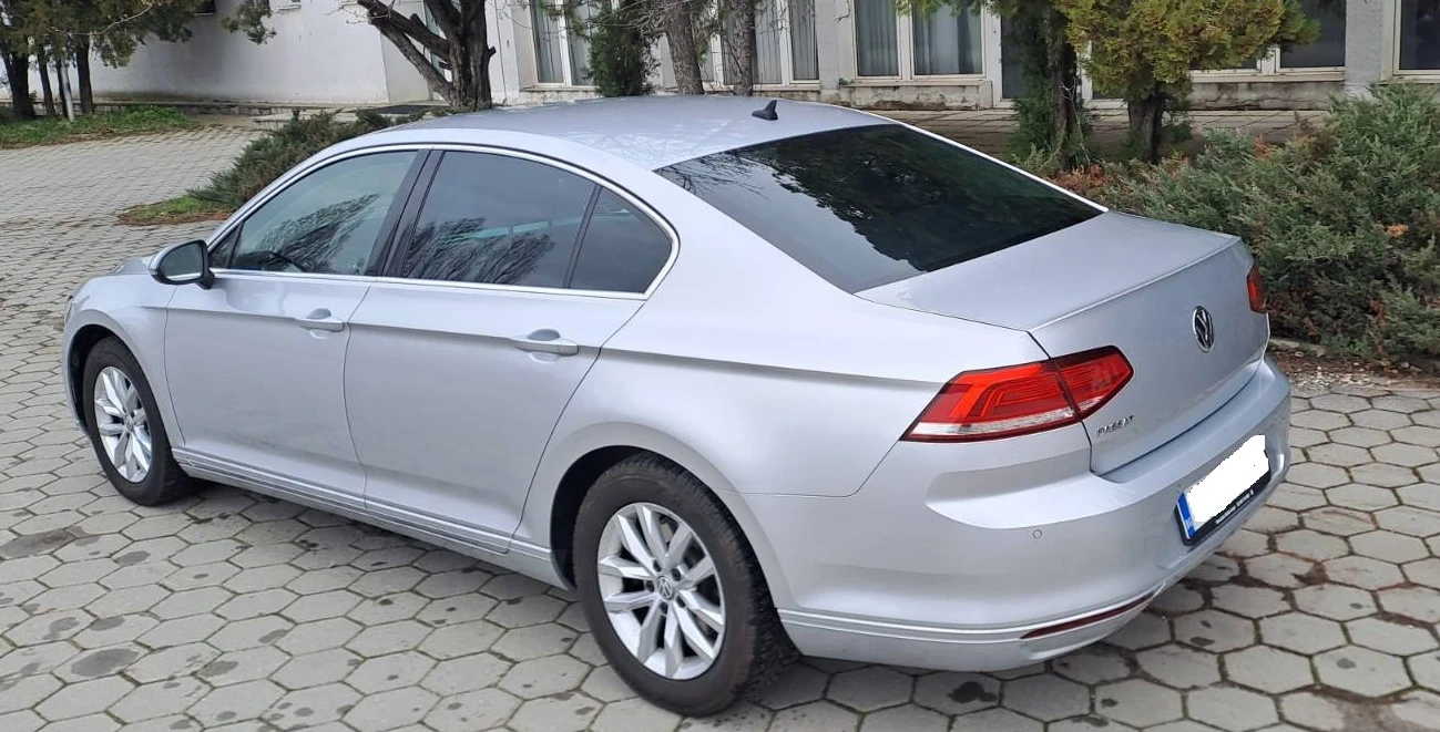 VW Passat, снимка 3 - Автомобили и джипове - 54030660