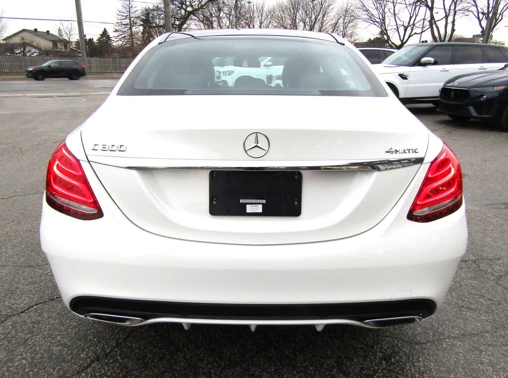 Mercedes-Benz C 300 Sport 4MATIC* АвтоКредит* (Цена до БГ) , снимка 6 - Автомобили и джипове - 54079259