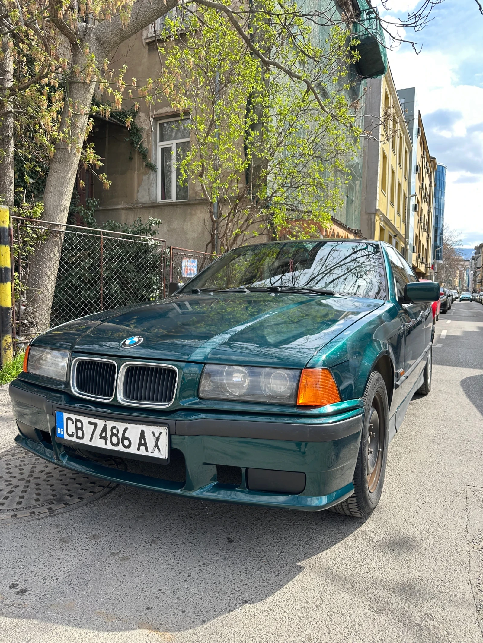 BMW 320