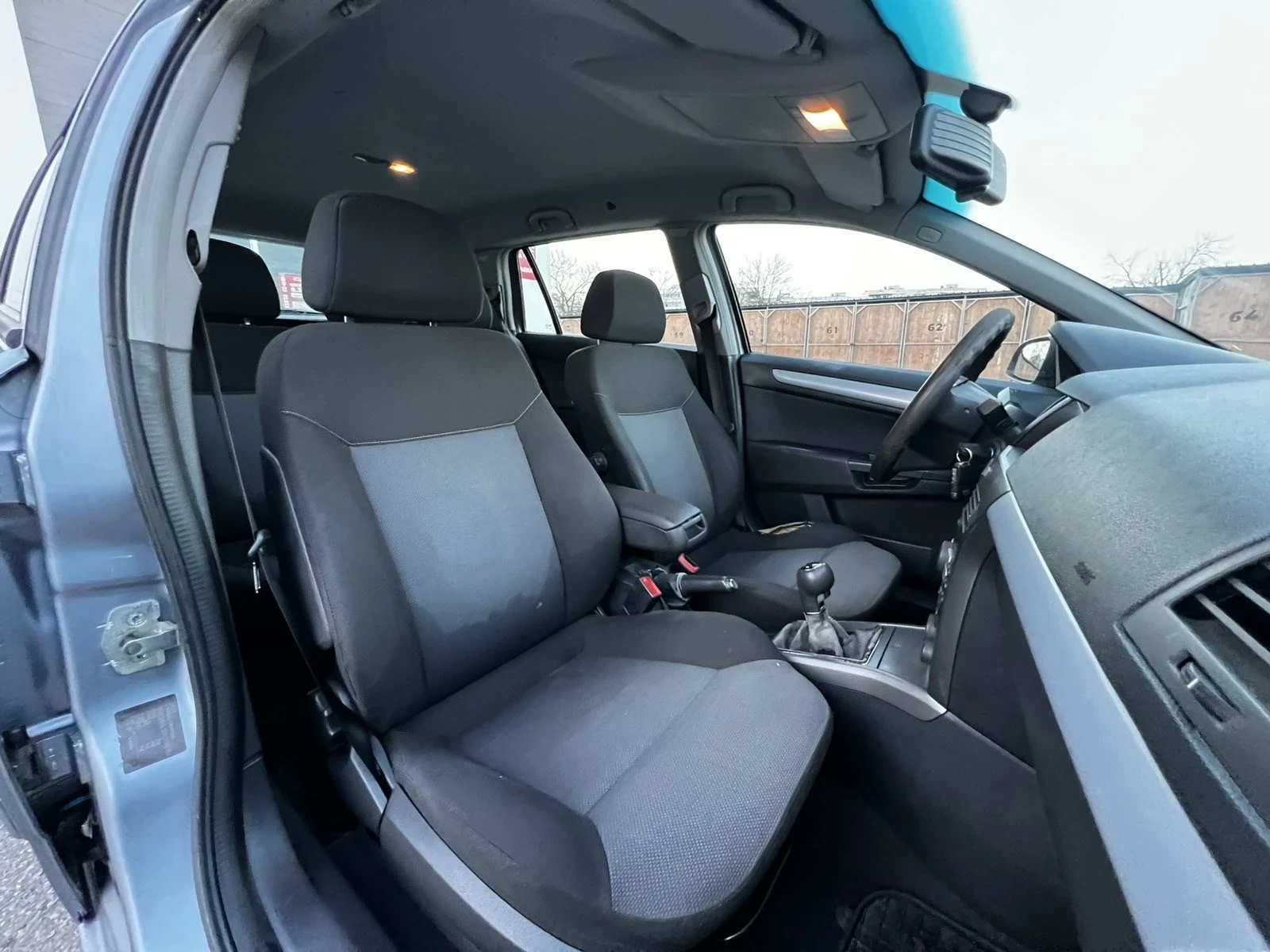 Opel Astra, снимка 7 - Автомобили и джипове - 54400955