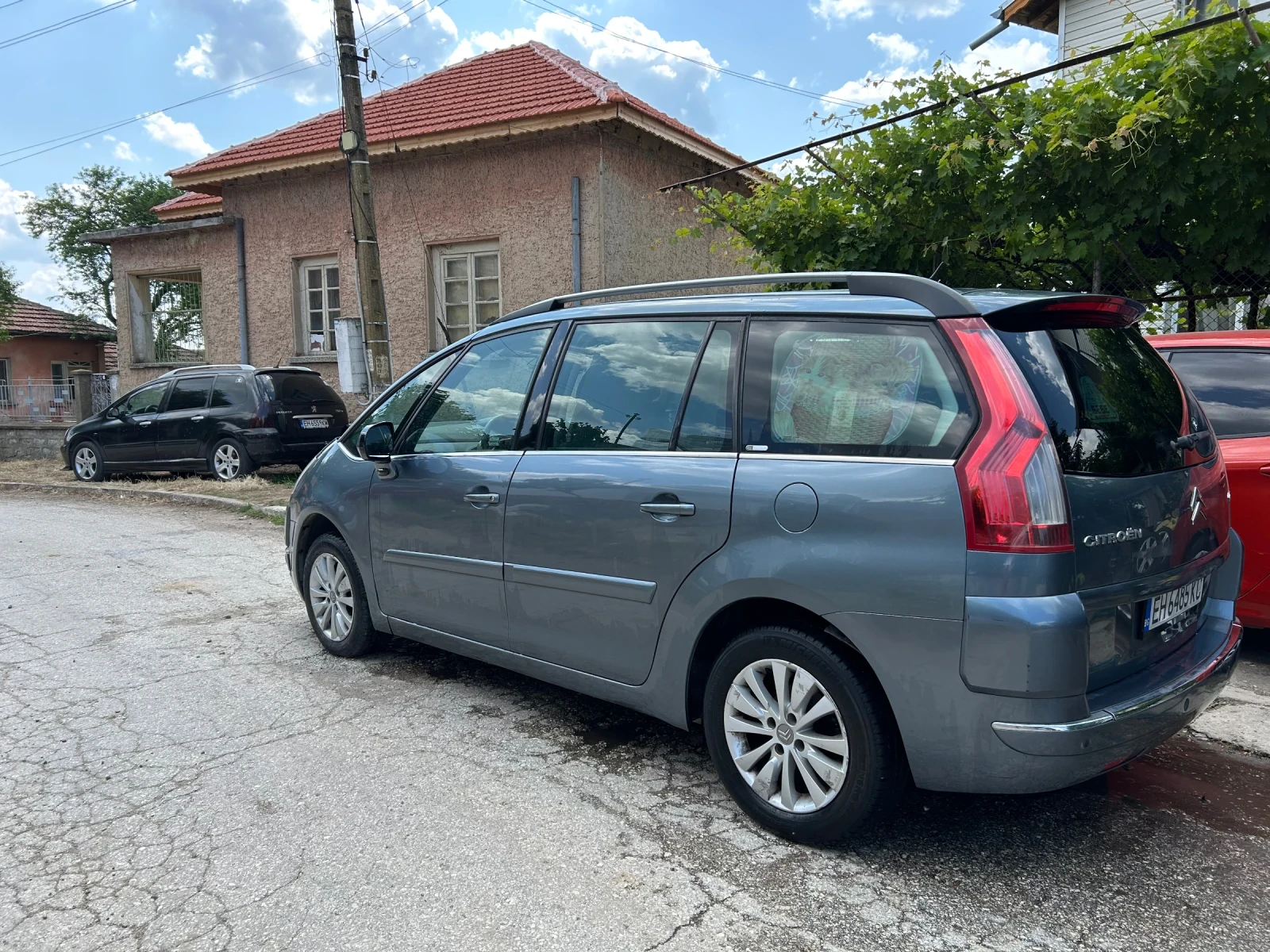 Citroen Grand C4 Picasso ексклузив, снимка 9 - Автомобили и джипове - 54598702