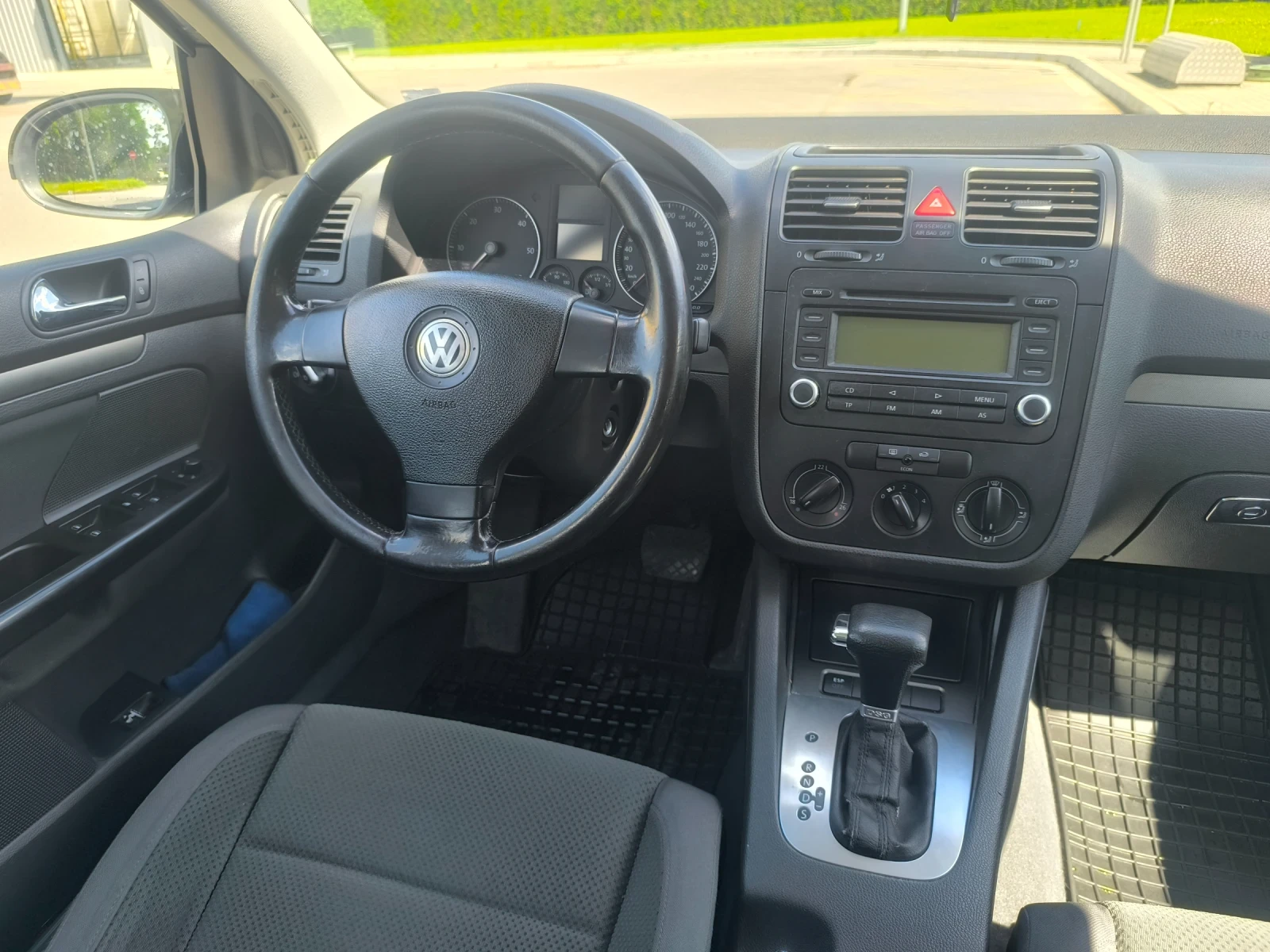 VW Golf 5, снимка 12 - Автомобили и джипове - 54714777