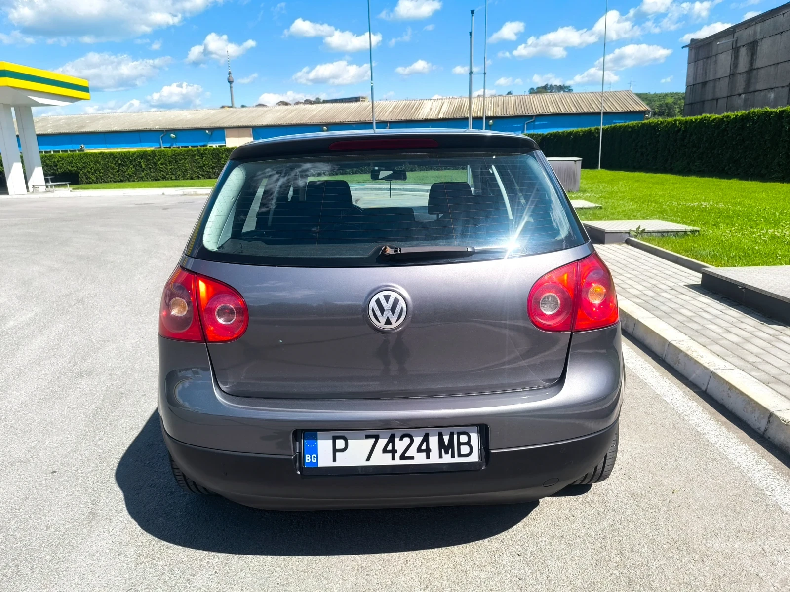 VW Golf 5, снимка 6 - Автомобили и джипове - 54714777