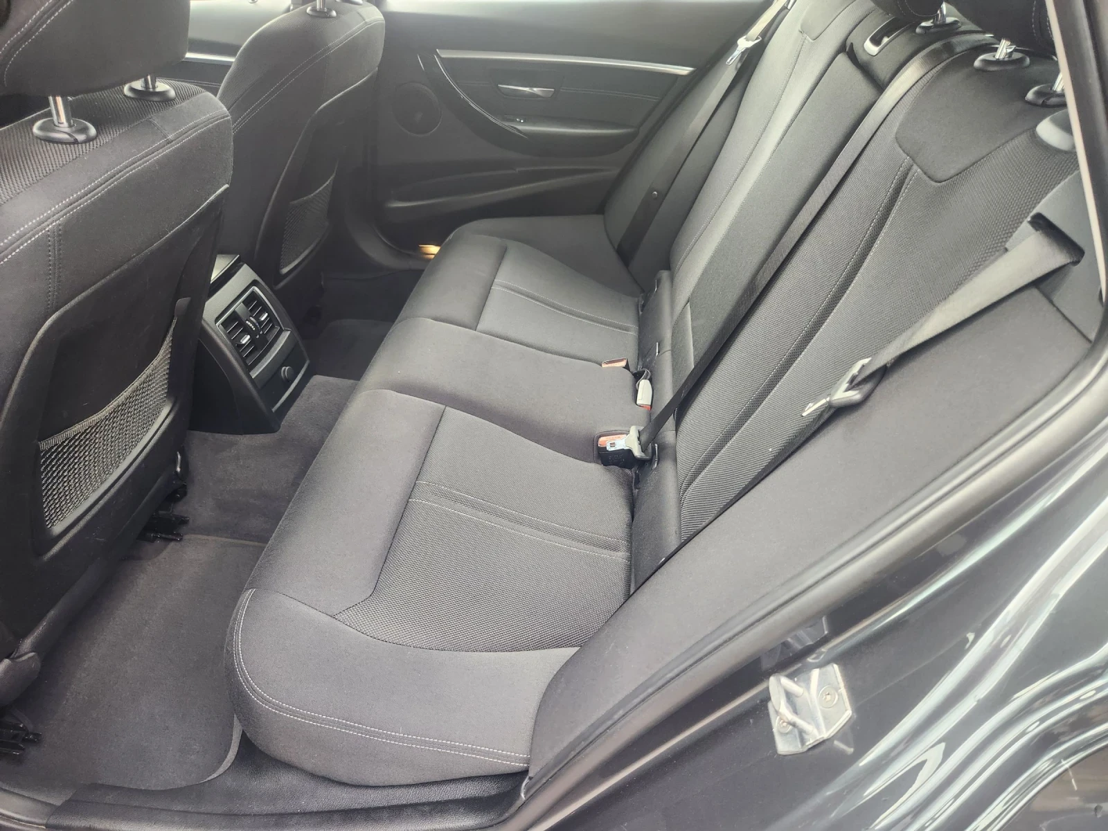 BMW 320 Facelift 190�.�.  | Mobile.bg � ����������� 14