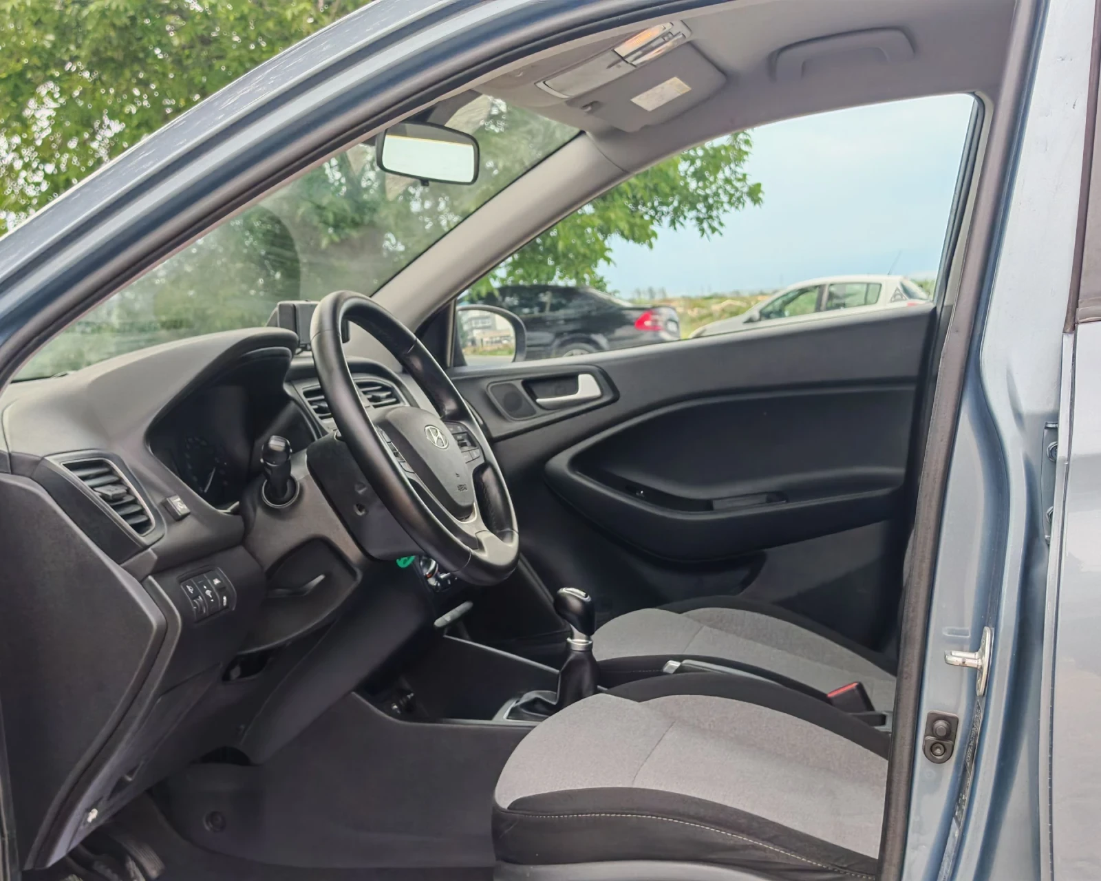 Hyundai I20 1.2 85 К.С. БЕНЗИН ГАЗ! , снимка 8 - Автомобили и джипове - 54875058