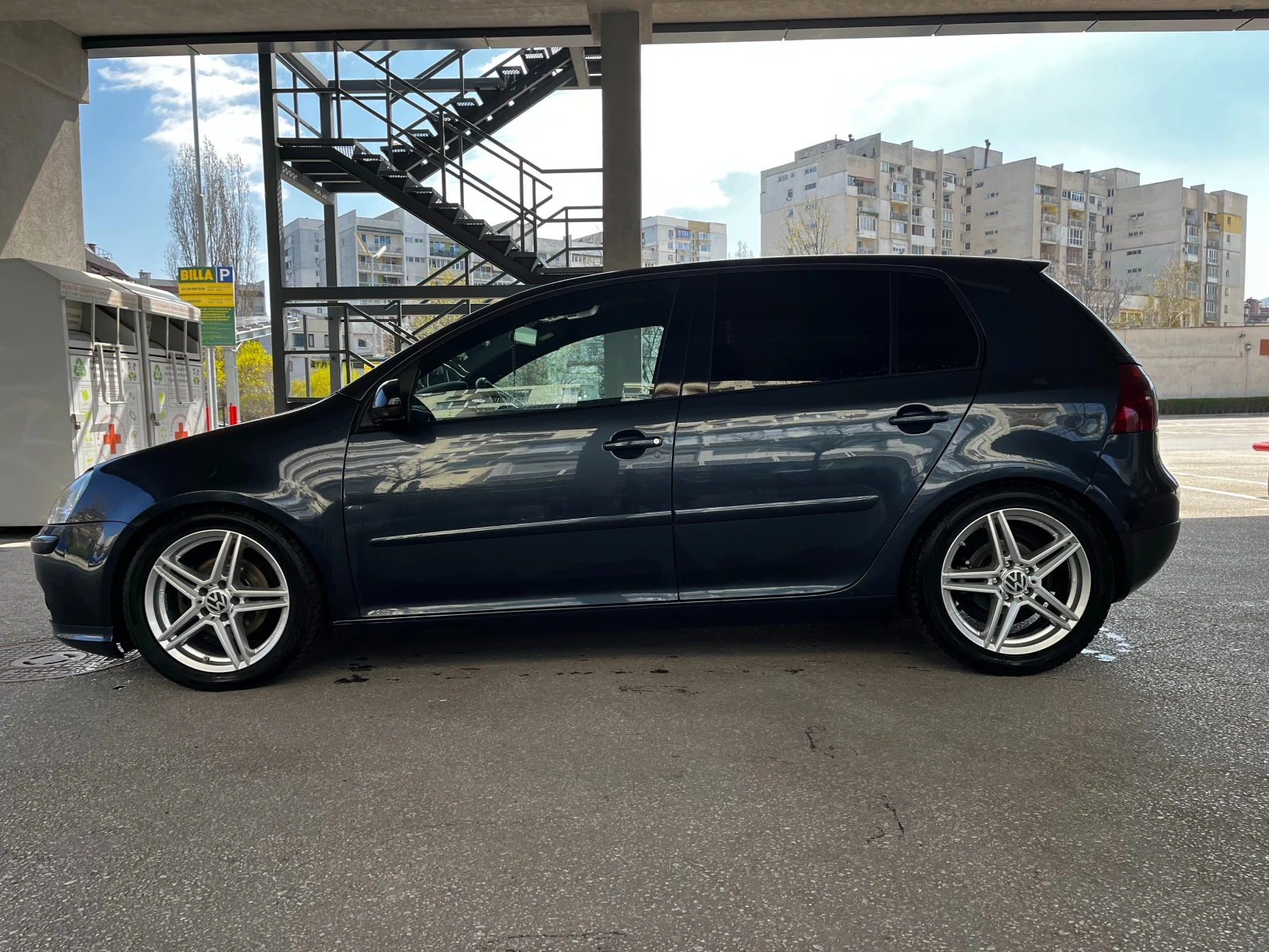 VW Golf, снимка 4 - Автомобили и джипове - 54903596