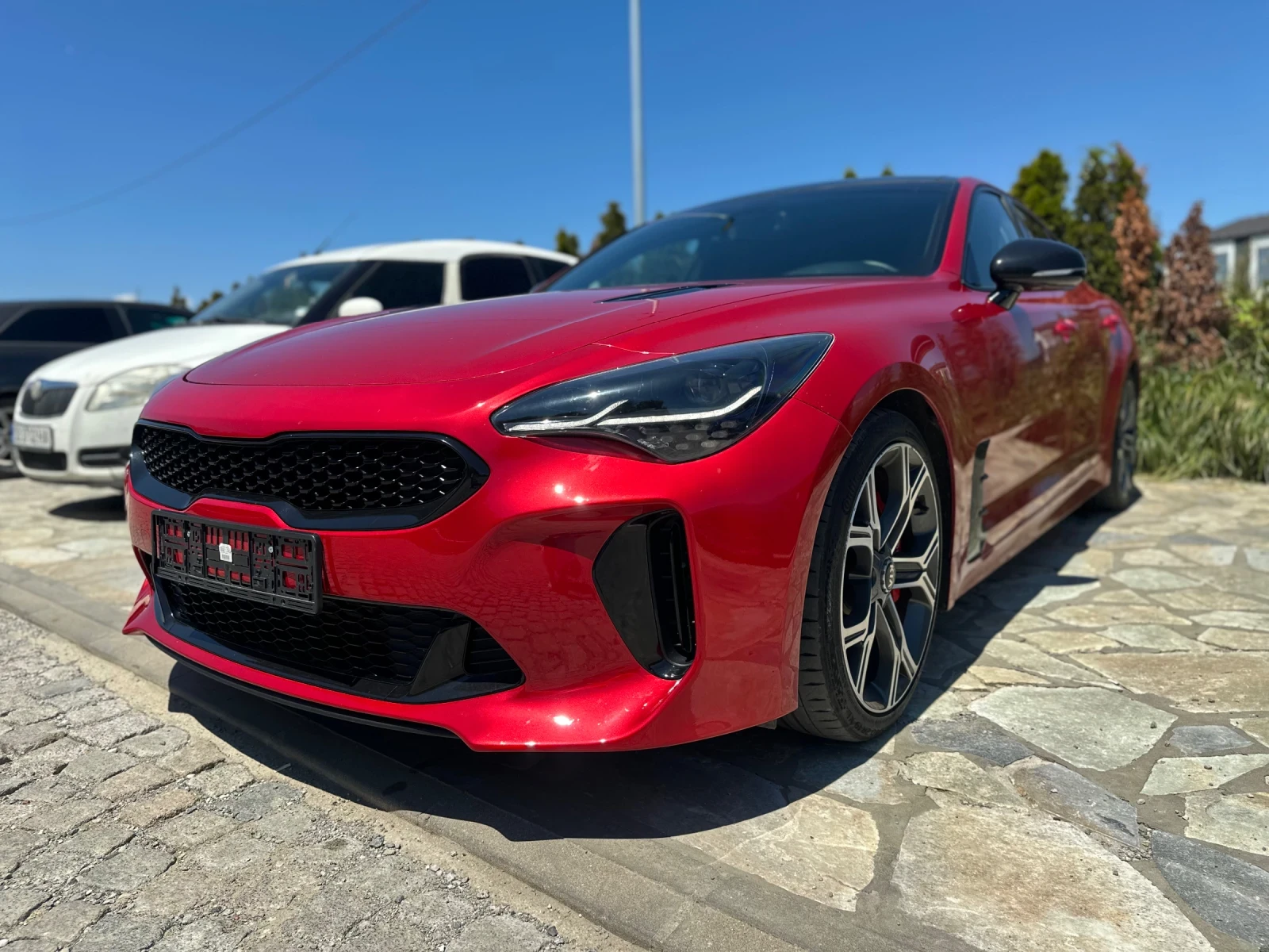 Kia Stinger 3.3Т 4wd, снимка 4 - Автомобили и джипове - 55047562