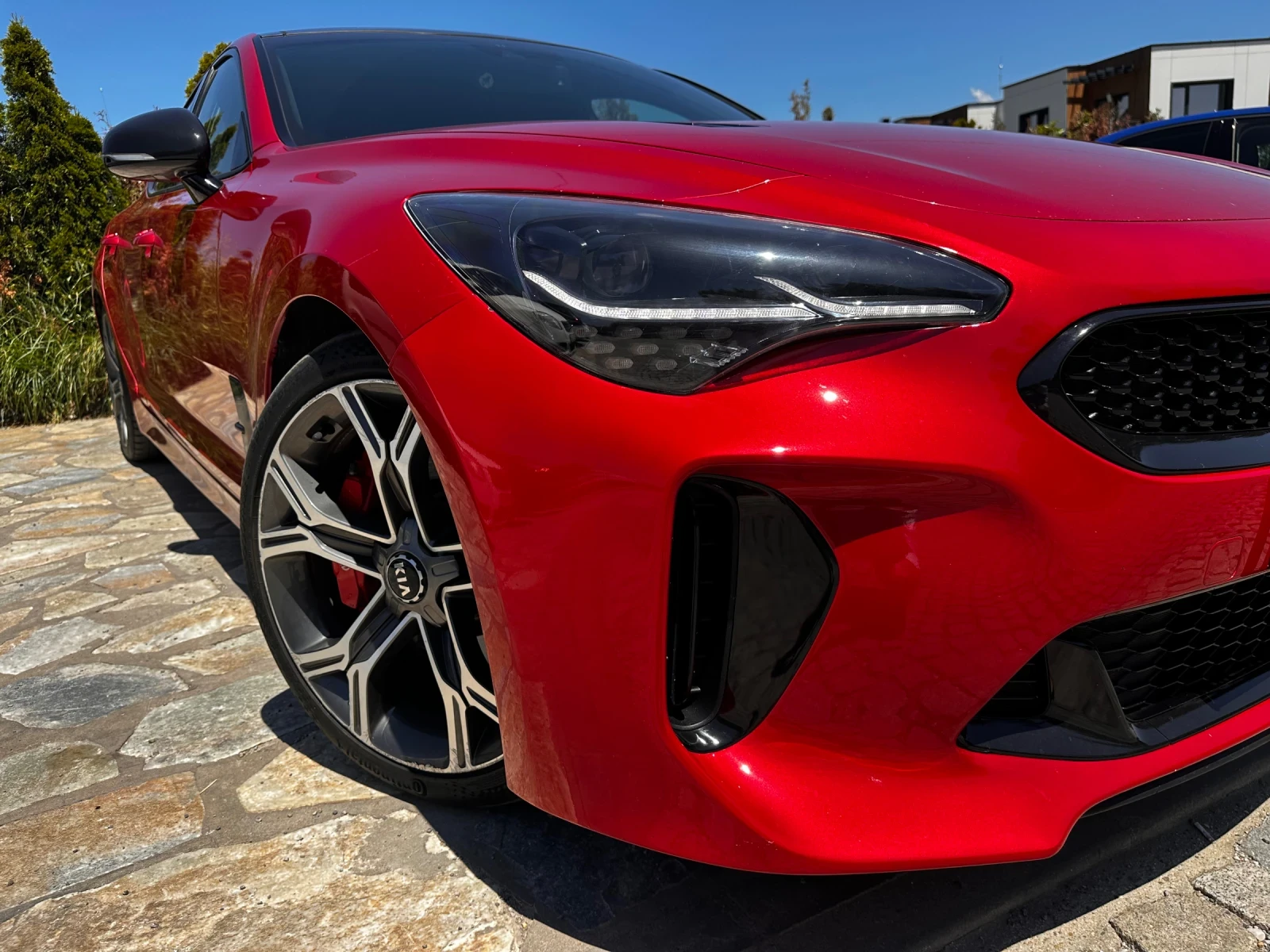 Kia Stinger 3.3Т 4wd, снимка 2 - Автомобили и джипове - 55047562