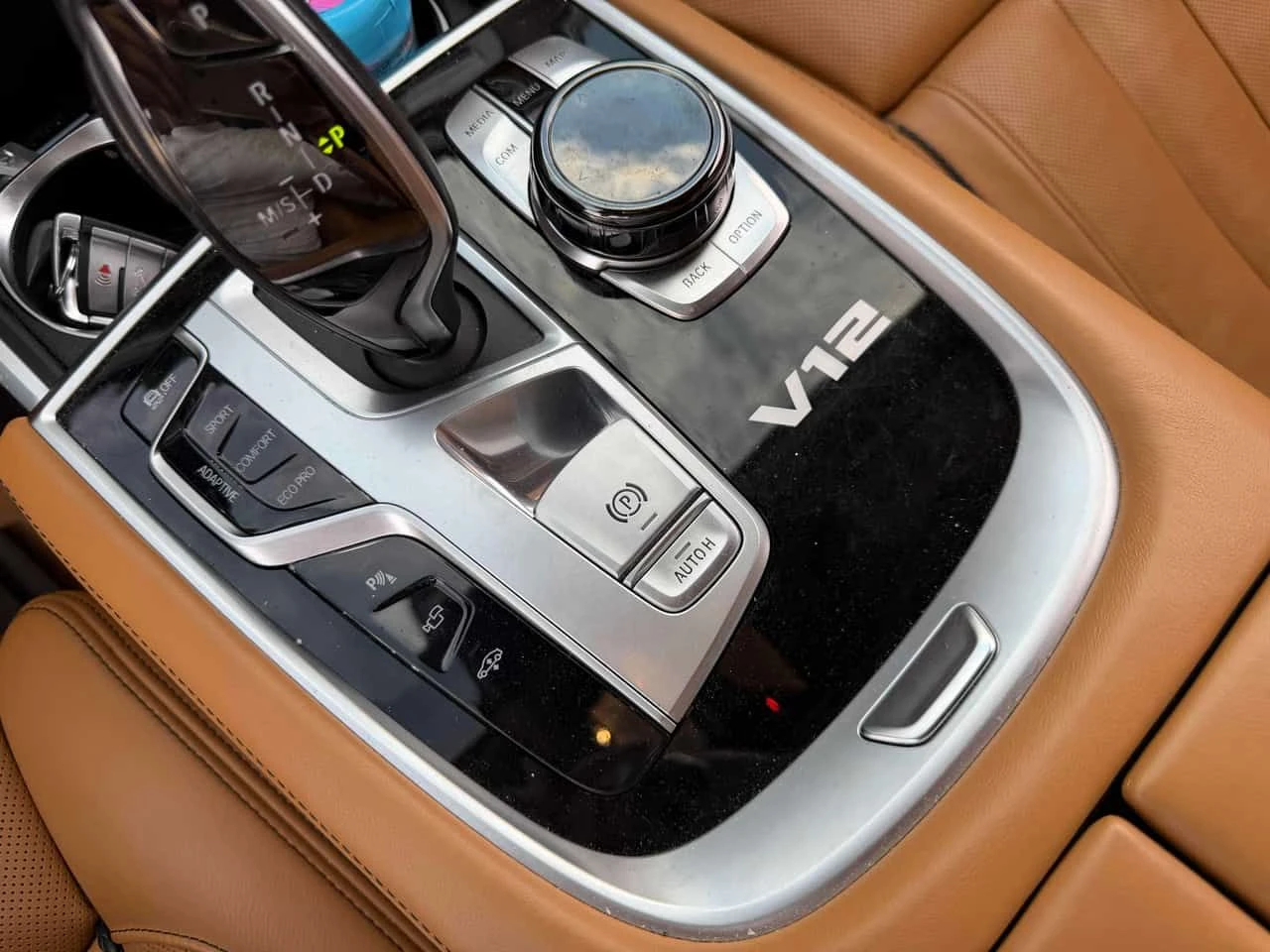 BMW 760 * L * xDrive * CARFAX * ОПЦИЯ ЗА ФИНАНСИРАНЕ , снимка 14 - Автомобили и джипове - 55231895