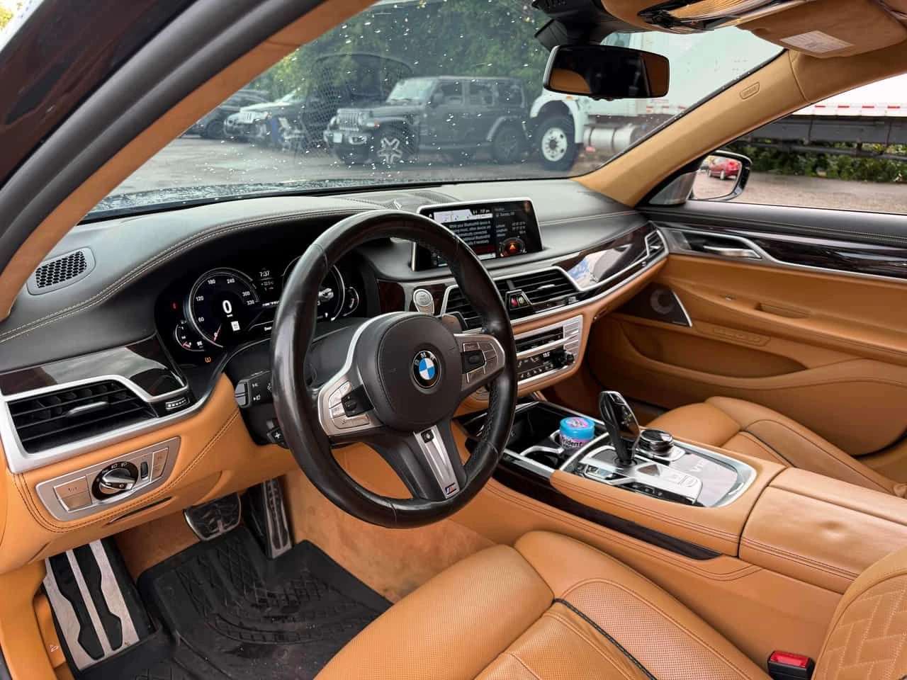 BMW 760 * L * xDrive * CARFAX * ОПЦИЯ ЗА ФИНАНСИРАНЕ , снимка 5 - Автомобили и джипове - 55231895