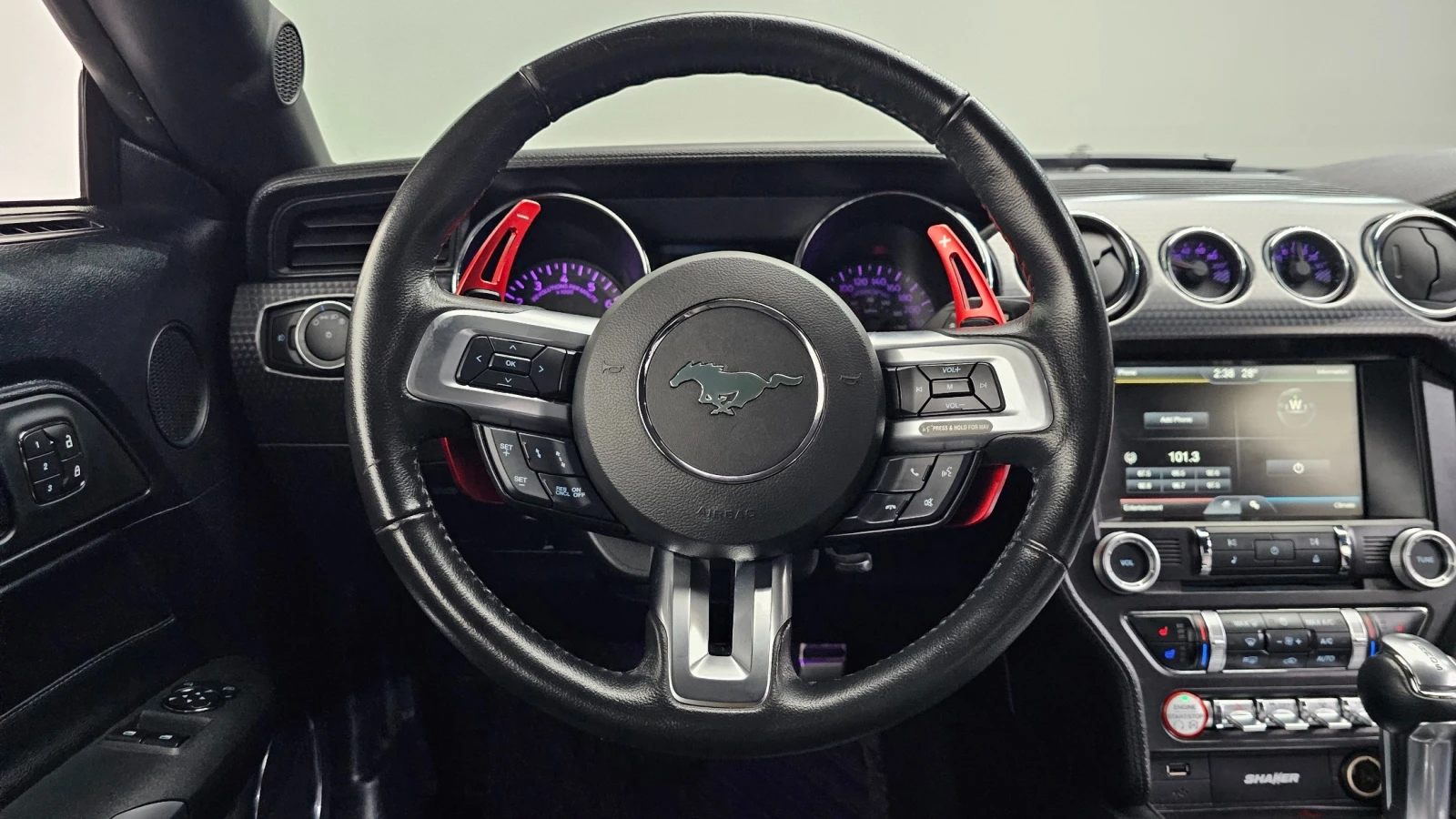 Ford Mustang 2.3 EcoBoost, снимка 12 - Автомобили и джипове - 55279650