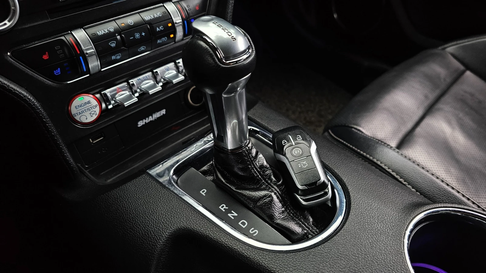 Ford Mustang 2.3 EcoBoost, снимка 8 - Автомобили и джипове - 55279650