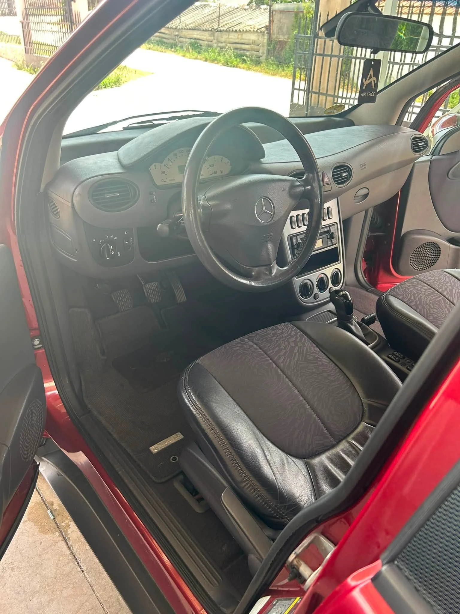 Mercedes-Benz B 170, снимка 4 - Автомобили и джипове - 55630058