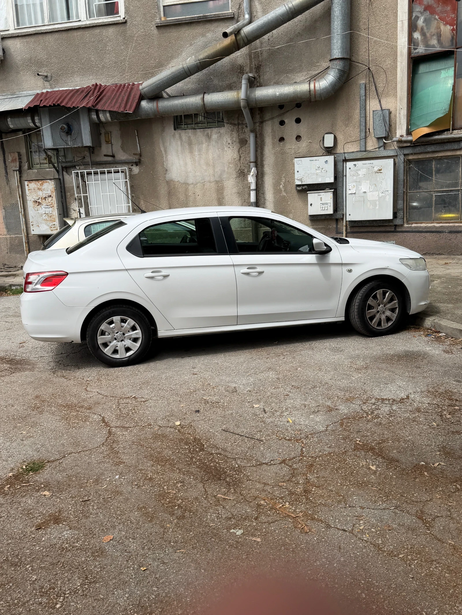 Peugeot 301, снимка 2 - Автомобили и джипове - 55430229