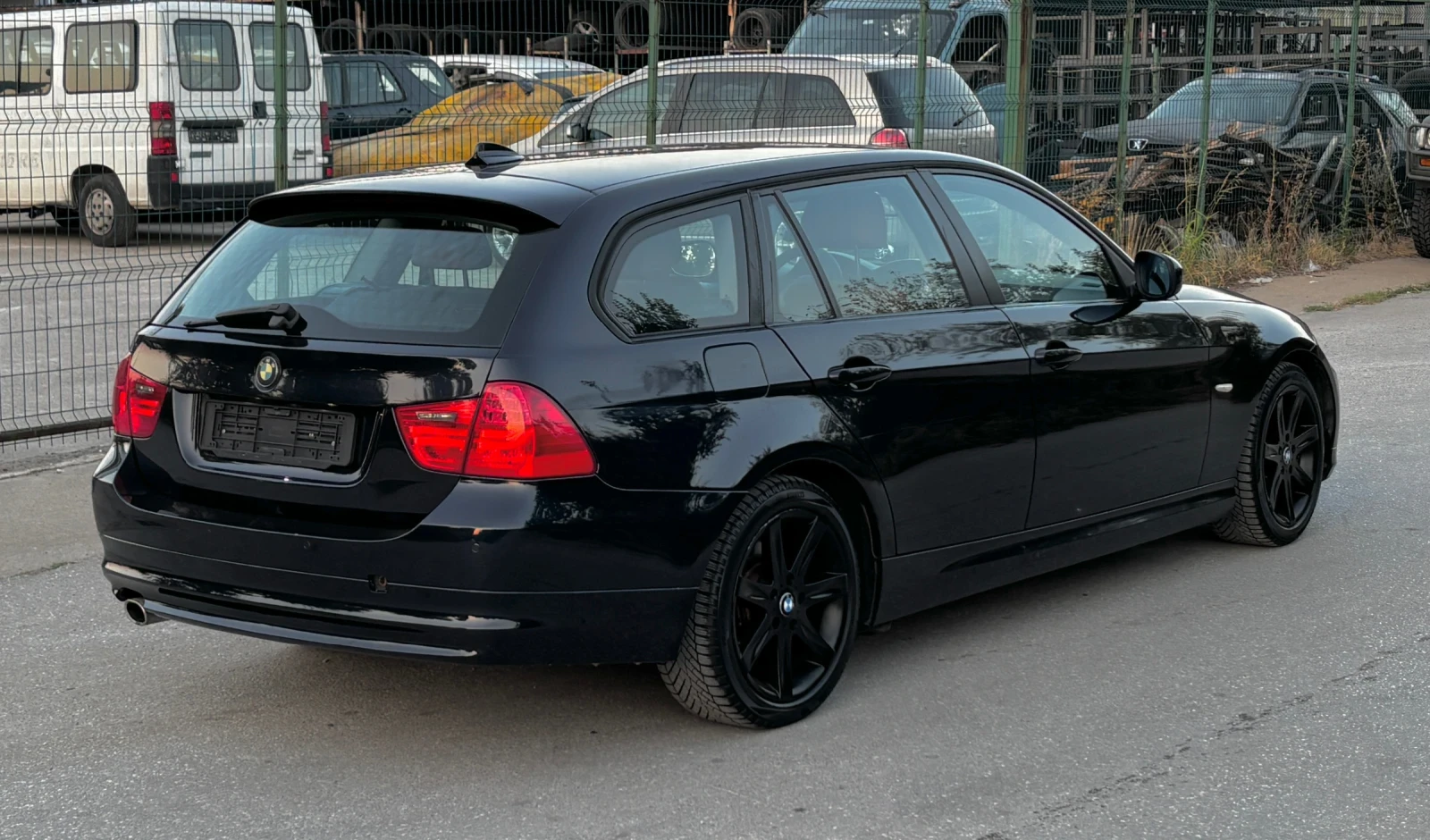 BMW 320 FACE - ITALY, снимка 6 - Автомобили и джипове - 55618954