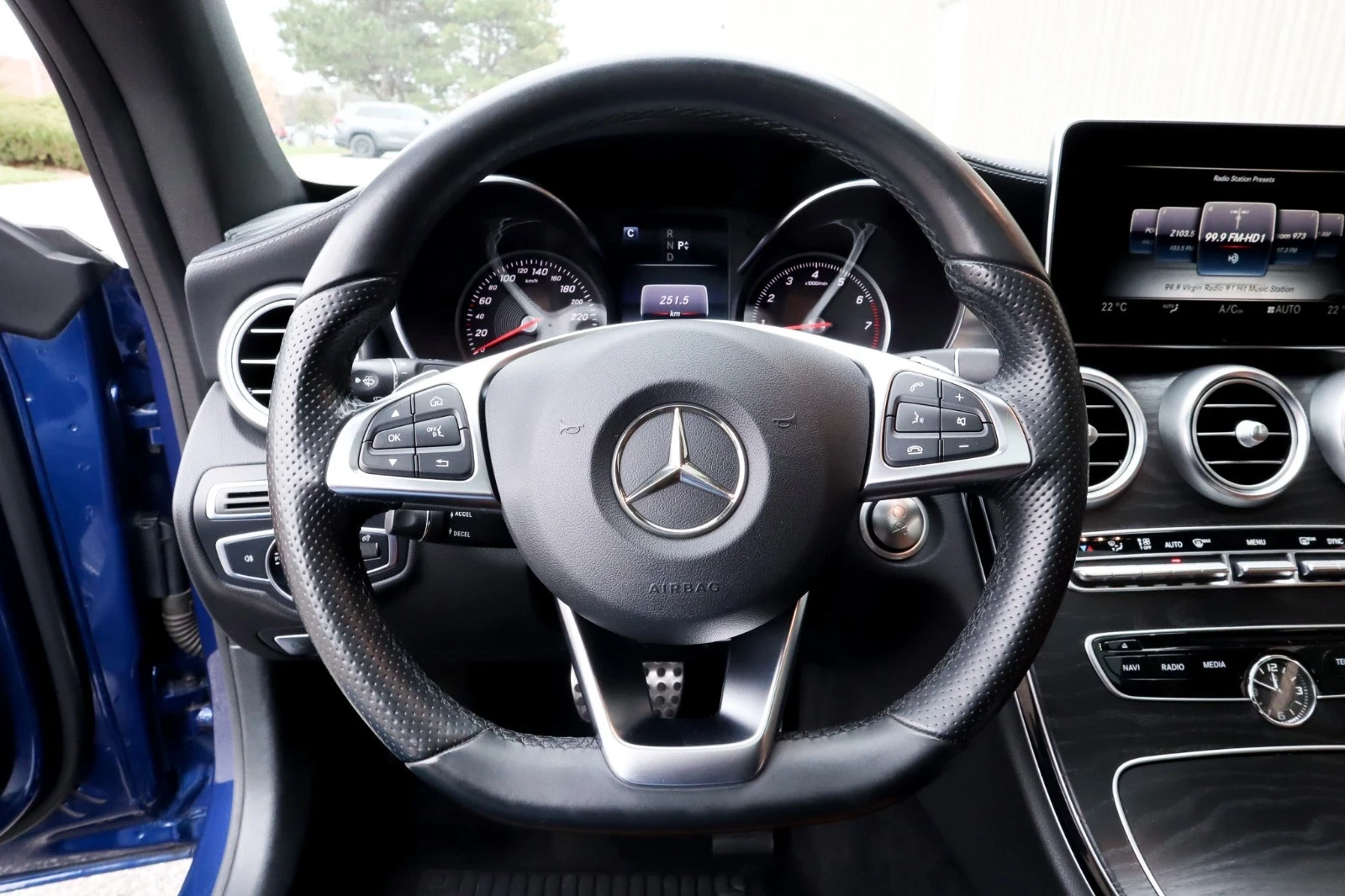 Mercedes-Benz C 300 C 300 4Matic, снимка 12 - Автомобили и джипове - 55741501