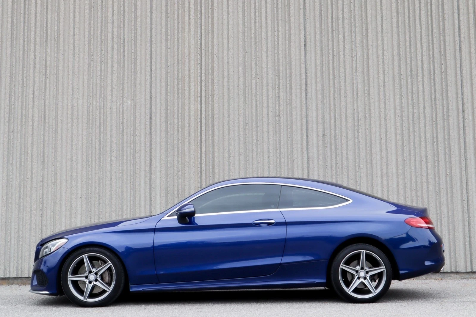 Mercedes-Benz C 300 C 300 4Matic, снимка 2 - Автомобили и джипове - 55741501