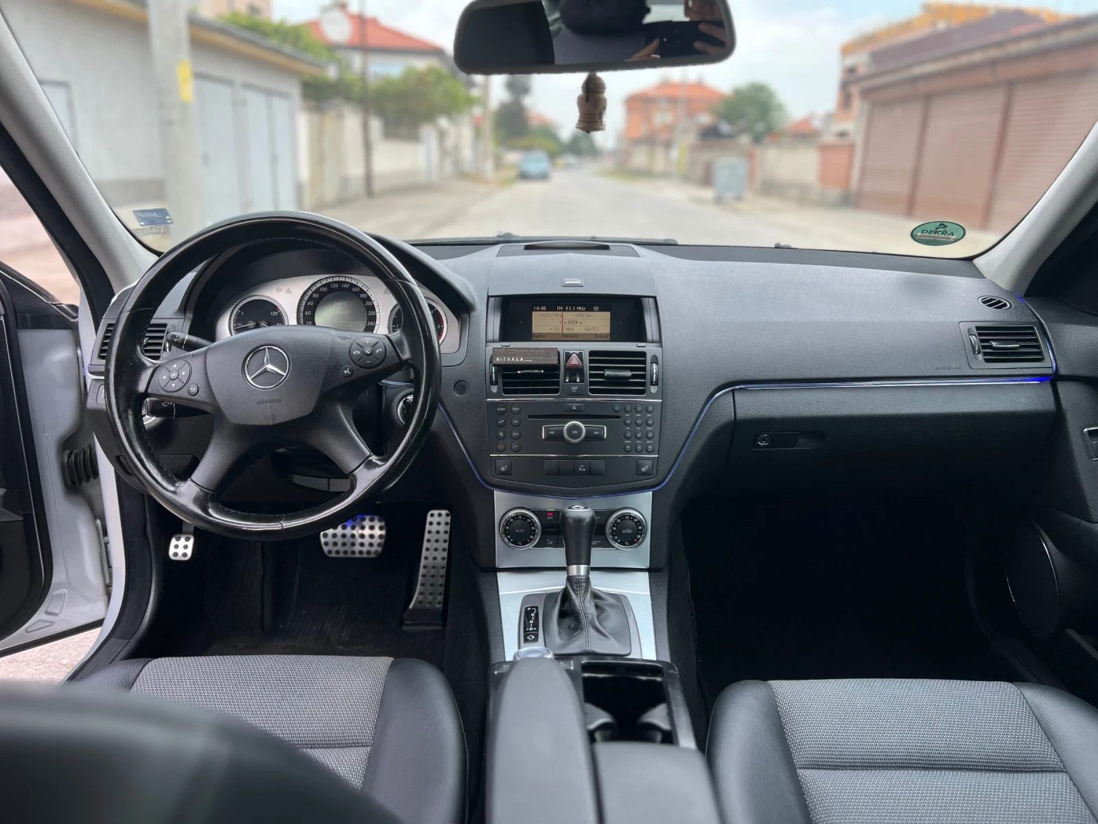 Mercedes-Benz C 220, снимка 6 - Автомобили и джипове - 56227369