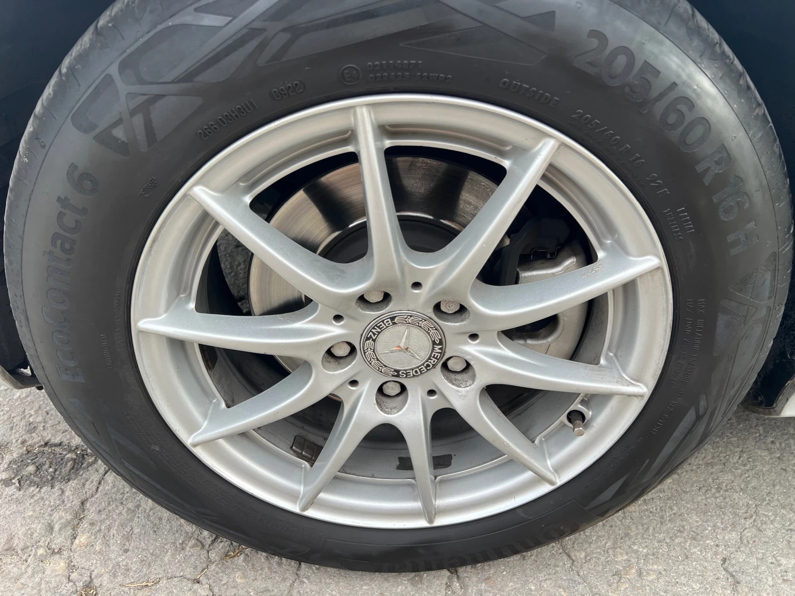 Mercedes-Benz C 220, снимка 11 - Автомобили и джипове - 56227369