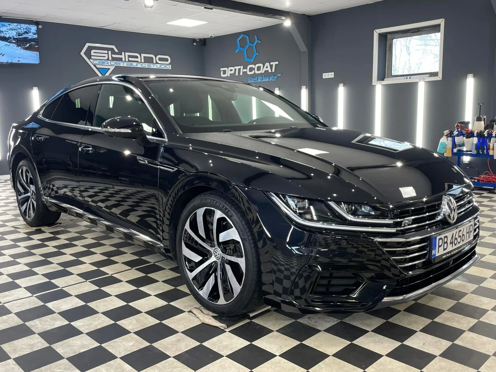 VW Arteon 2.0 biturbo, снимка 3 - Автомобили и джипове - 56321121