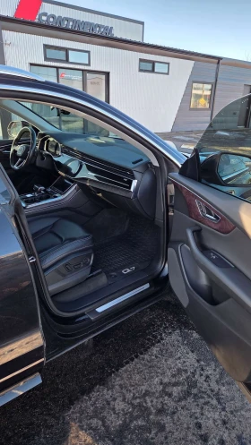 Audi Q8 * АВТО КРЕДИТ* ЦЕНА ДО БГ * СЕРВИЗНА ИСТОРИЯ *  - 23800 € / 46548.75 лв. - 22289126 8