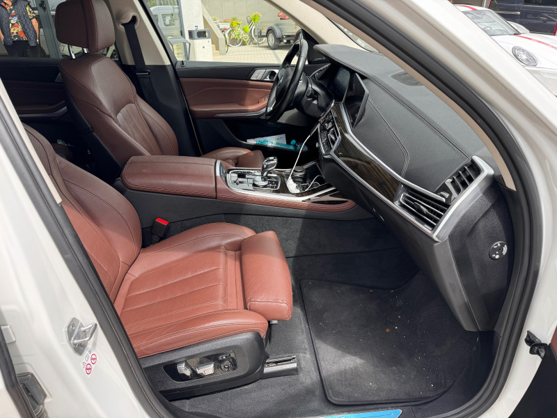 BMW X7 xDrive 40i 7-местен , снимка 6 - Автомобили и джипове - 45556318