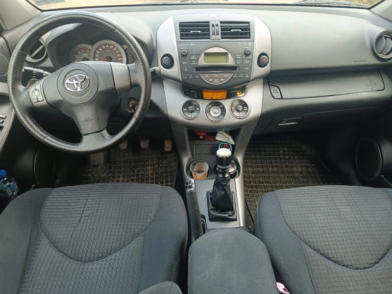 Toyota Rav4 2.2 D4D / 136 к.с., снимка 10 - Автомобили и джипове - 48317417