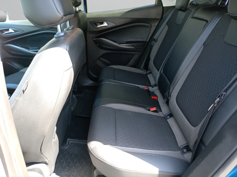 Opel Grandland X 1.2 130hp BVA8 E6, снимка 10 - Автомобили и джипове - 50782795