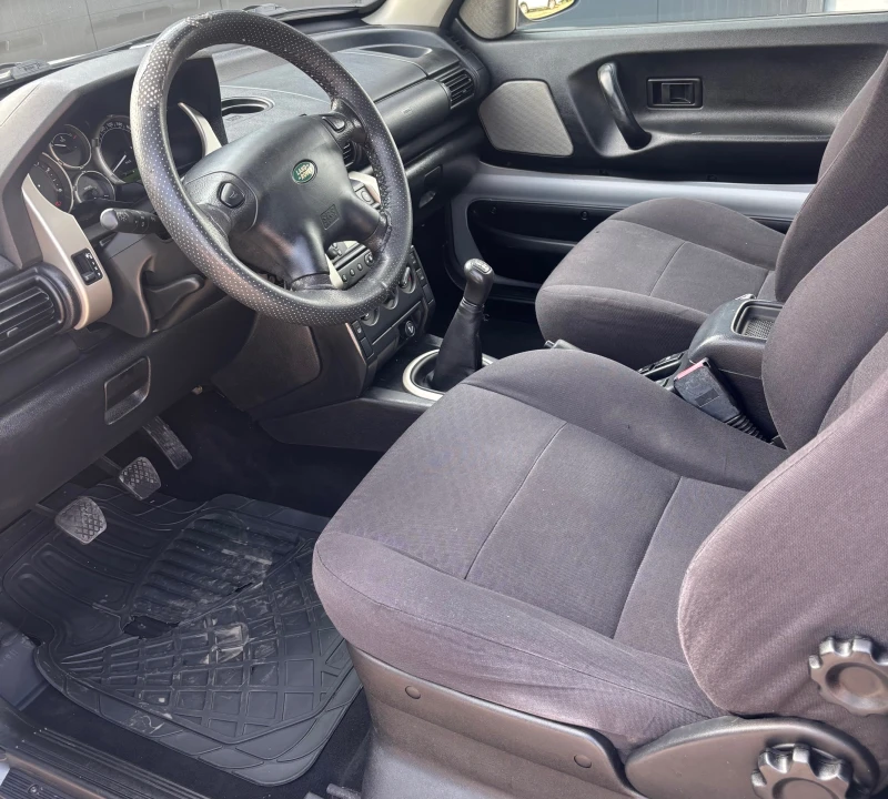 Land Rover Freelander 2.0 TD4, снимка 10 - Автомобили и джипове - 51412281