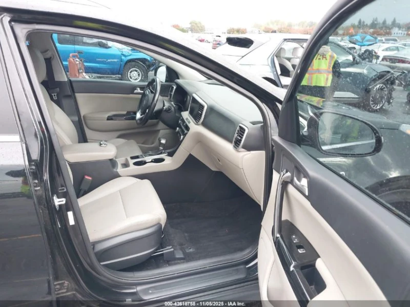 Kia Sportage 2.4l Ex, снимка 5 - Автомобили и джипове - 53237364