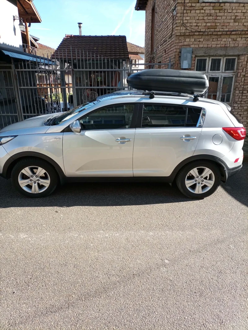Kia Sportage, снимка 2 - Автомобили и джипове - 53266383