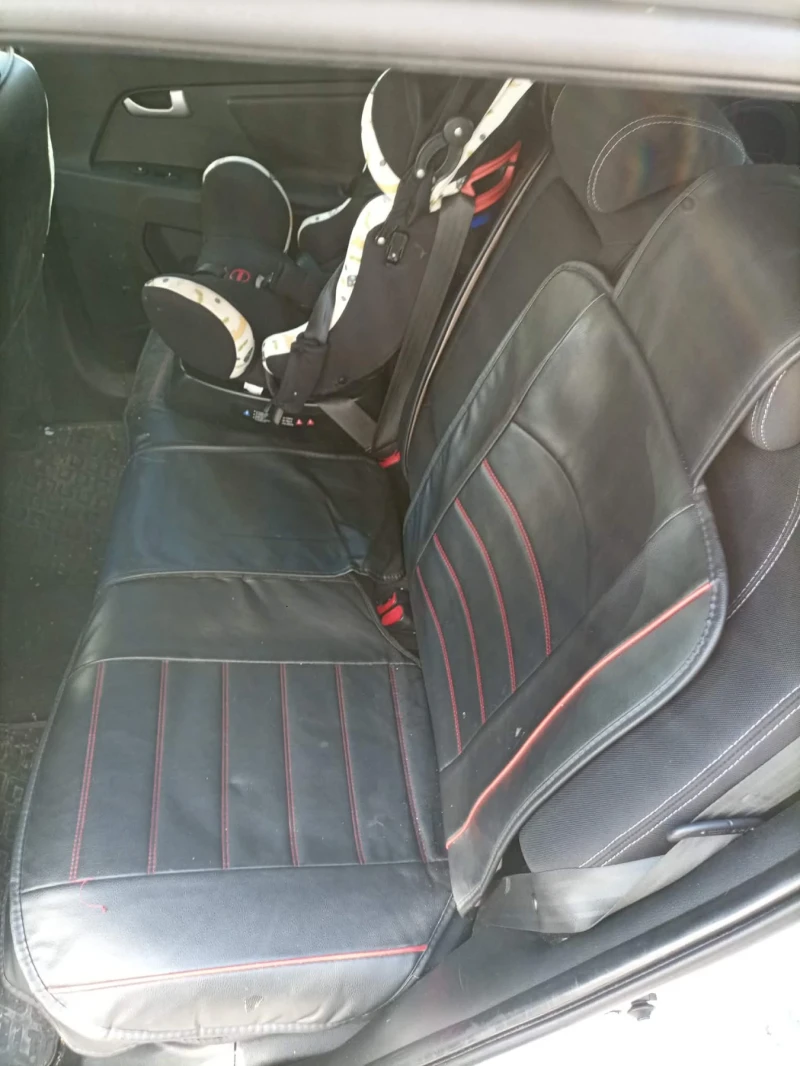 Kia Sportage, снимка 10 - Автомобили и джипове - 53266383