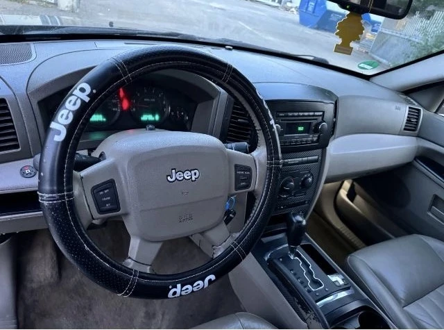 Jeep Grand cherokee 4.7 с газ, снимка 9 - Автомобили и джипове - 52857547