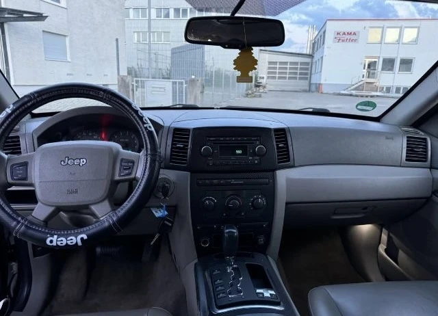 Jeep Grand cherokee 4.7 с газ, снимка 7 - Автомобили и джипове - 52857547