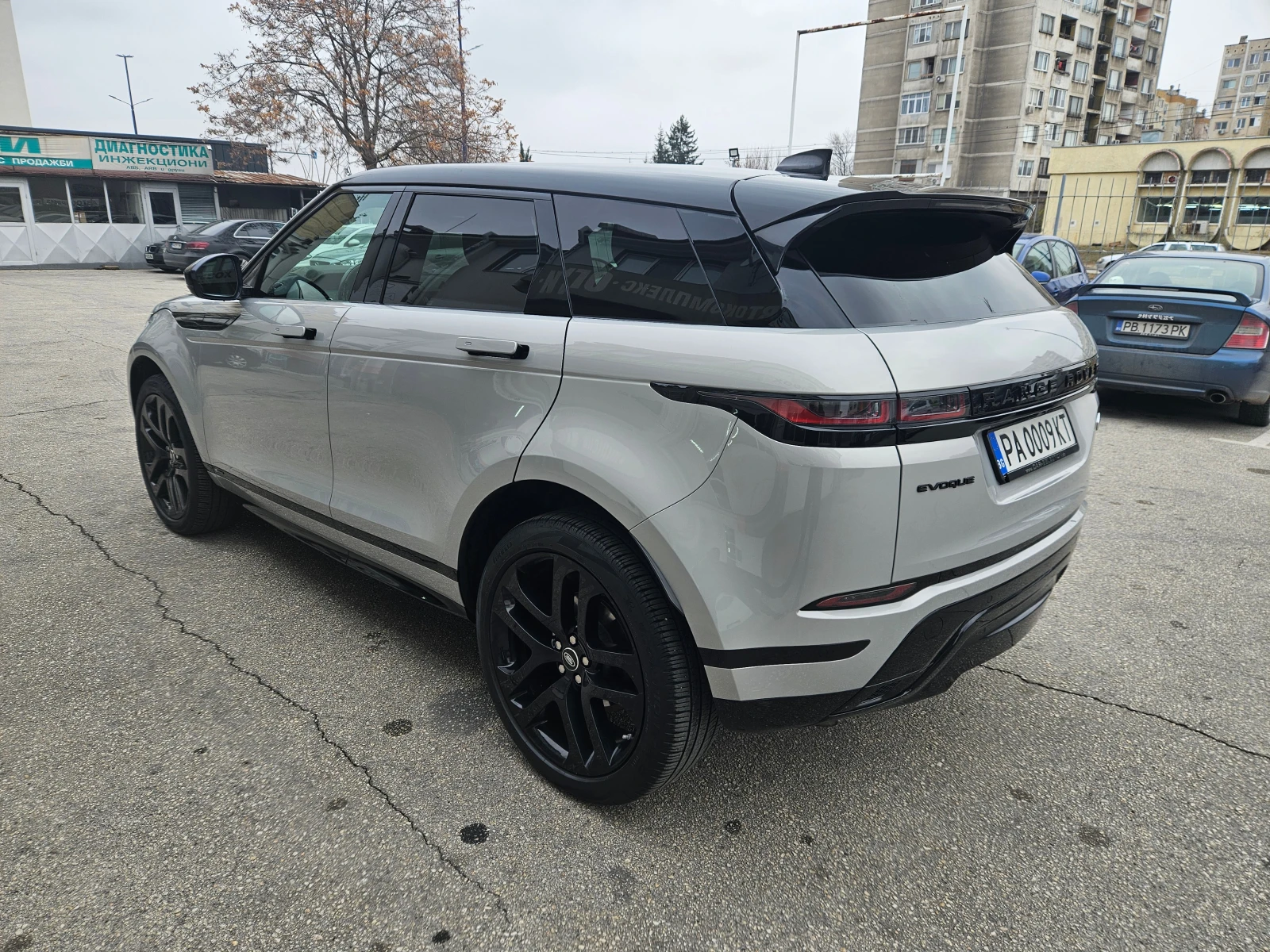 Land Rover Range Rover Evoque 2.0d-R-DYNAMIC-4x4-AT-FULL - изображение 3