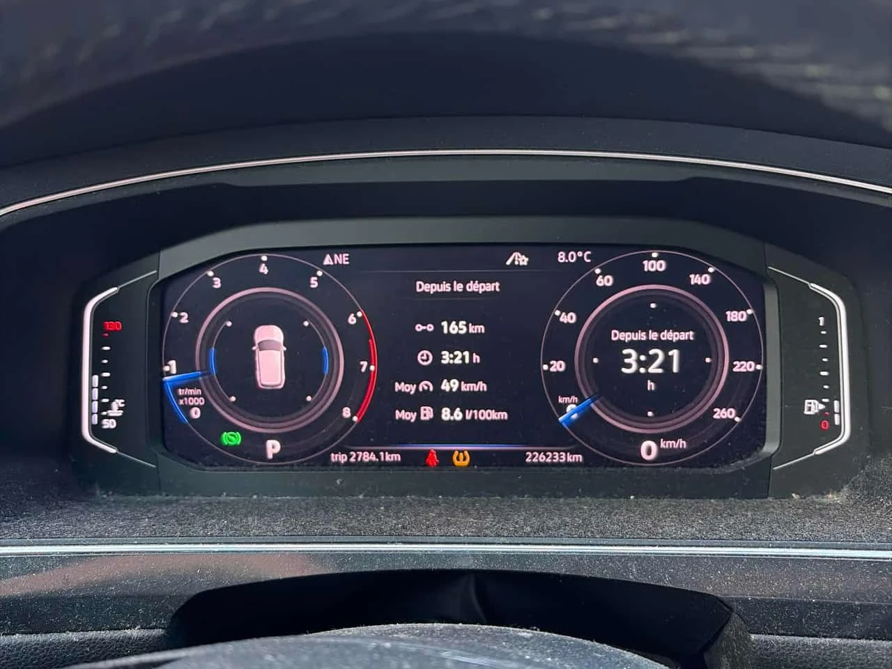 VW Tiguan Highline /CARFAX/ НАВИ/ПОДГРЕВ/КОЖА/4Х4/ПАНОРАМА - изображение 8