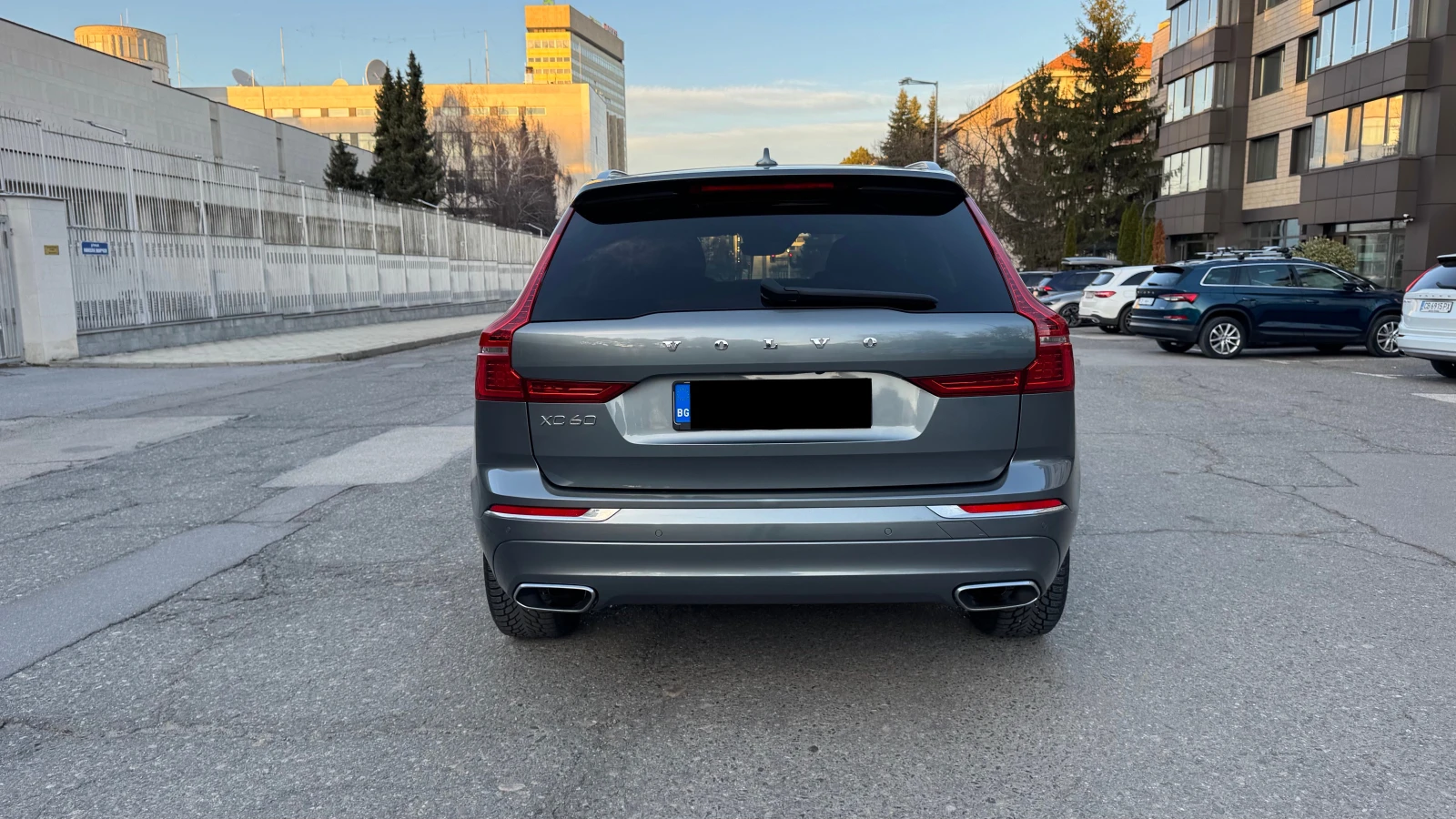 Volvo XC60 T4 2WD Inscription , снимка 6 - Автомобили и джипове - 53797504