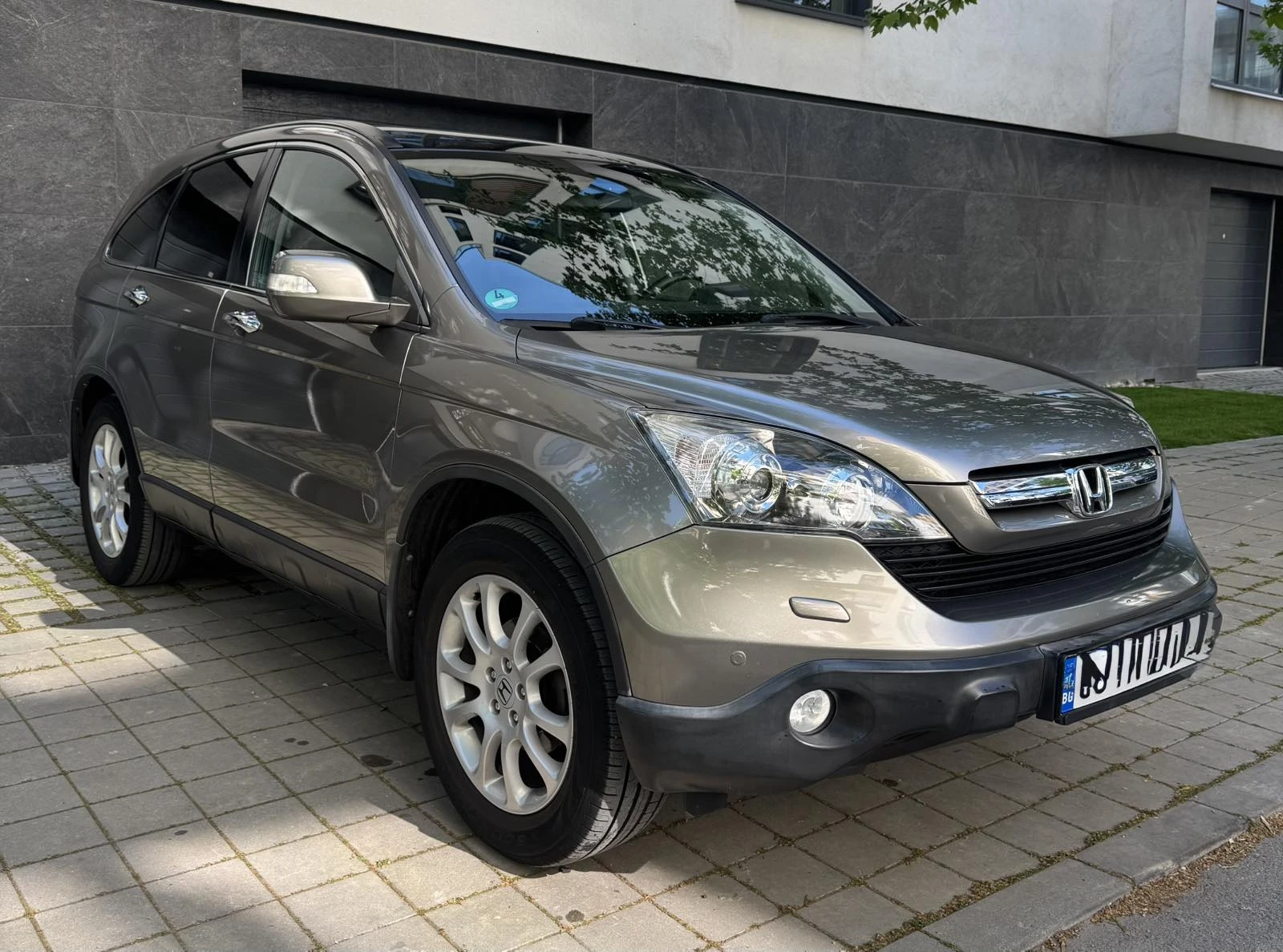 Honda Cr-v 2.0 VTEC Executive Automatic | Кожа | Газ, снимка 3 - Автомобили и джипове - 54459172