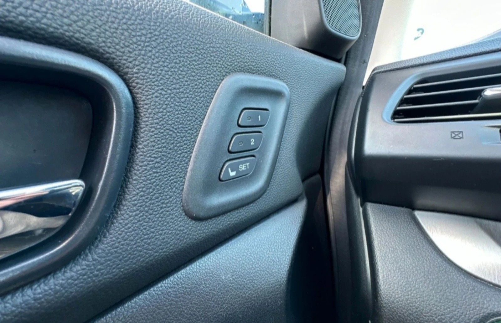Honda Cr-v FULL SERVICE IN HONDA Exeutive , снимка 17 - Автомобили и джипове - 54484586