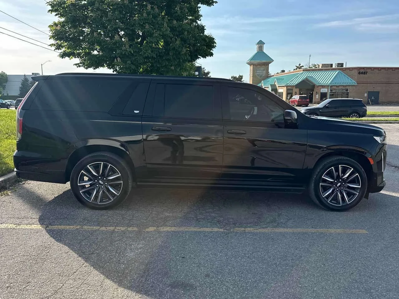 Cadillac Escalade ESV CARFAX, снимка 3 - Автомобили и джипове - 54760871