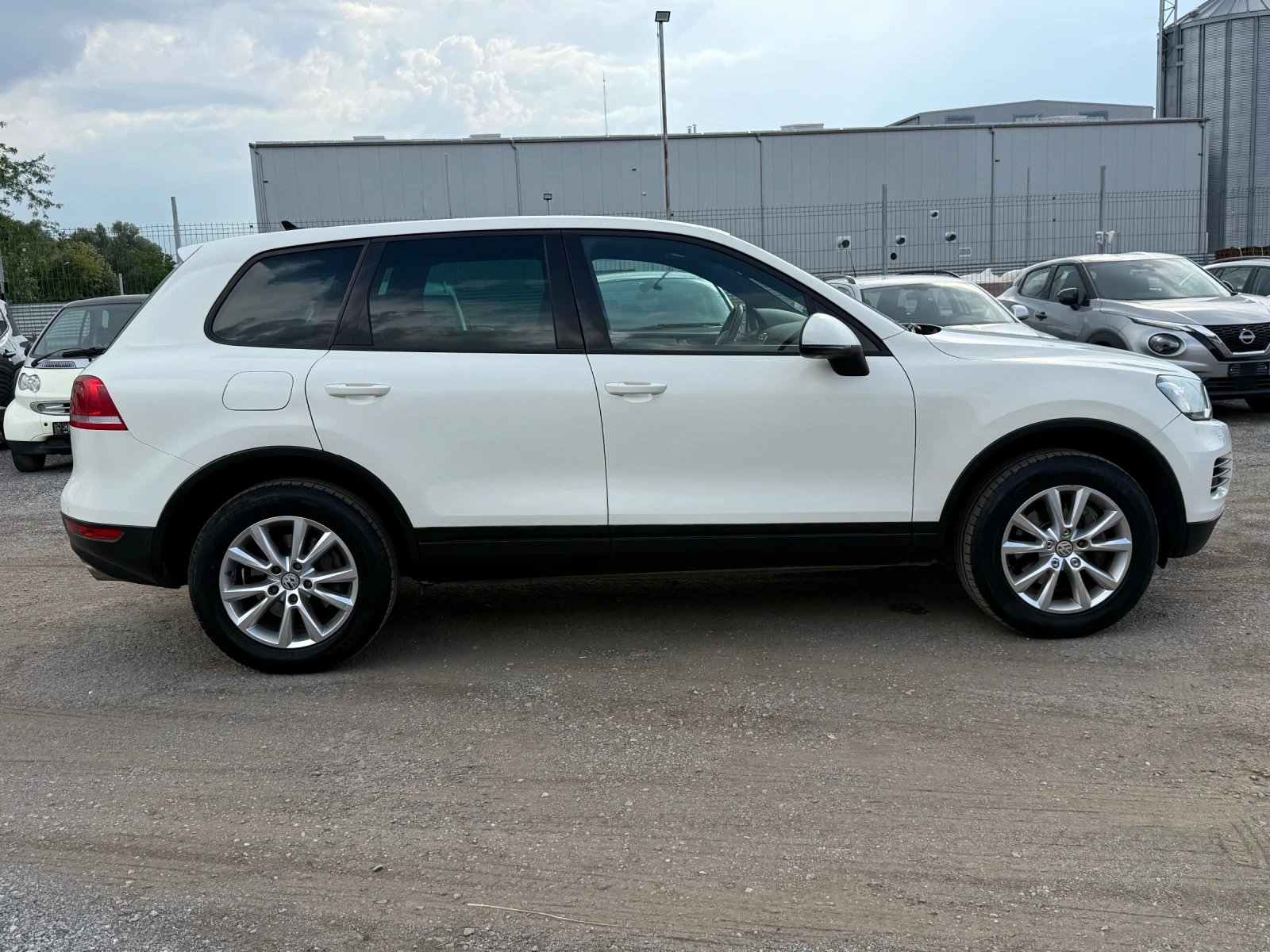 VW Touareg Led* Xenon* Navi, снимка 6 - Автомобили и джипове - 55151403