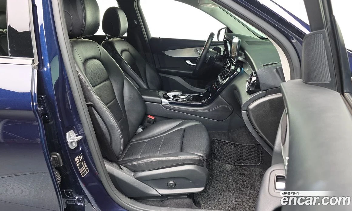 Mercedes-Benz GLC GLC350e 4MATIC Premium, снимка 11 - Автомобили и джипове - 56122829