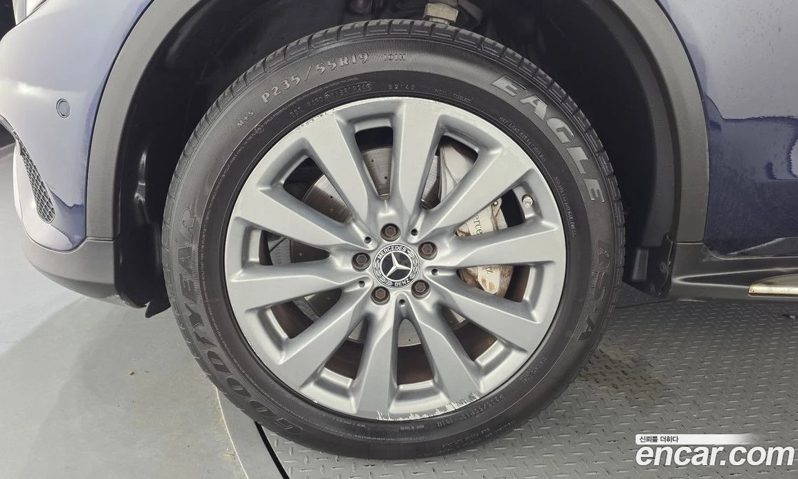 Mercedes-Benz GLC GLC350e 4MATIC Premium, снимка 5 - Автомобили и джипове - 56122829