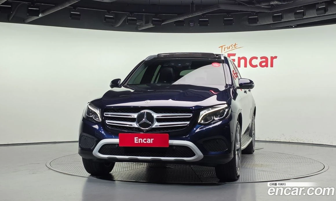 Mercedes-Benz GLC GLC350e 4MATIC Premium, снимка 3 - Автомобили и джипове - 56122829
