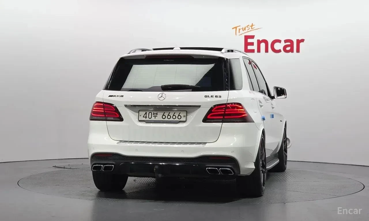Mercedes-Benz GLE 63 AMG, снимка 4 - Автомобили и джипове - 56733509