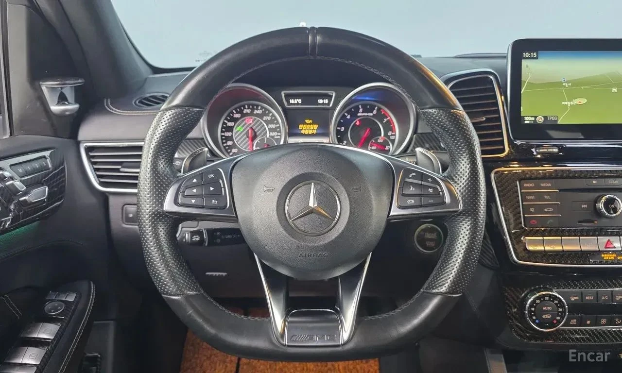 Mercedes-Benz GLE 63 AMG, снимка 8 - Автомобили и джипове - 56733509