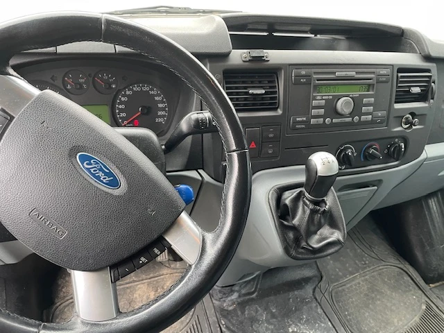 Ford Transit, снимка 6 - Бусове и автобуси - 54032195