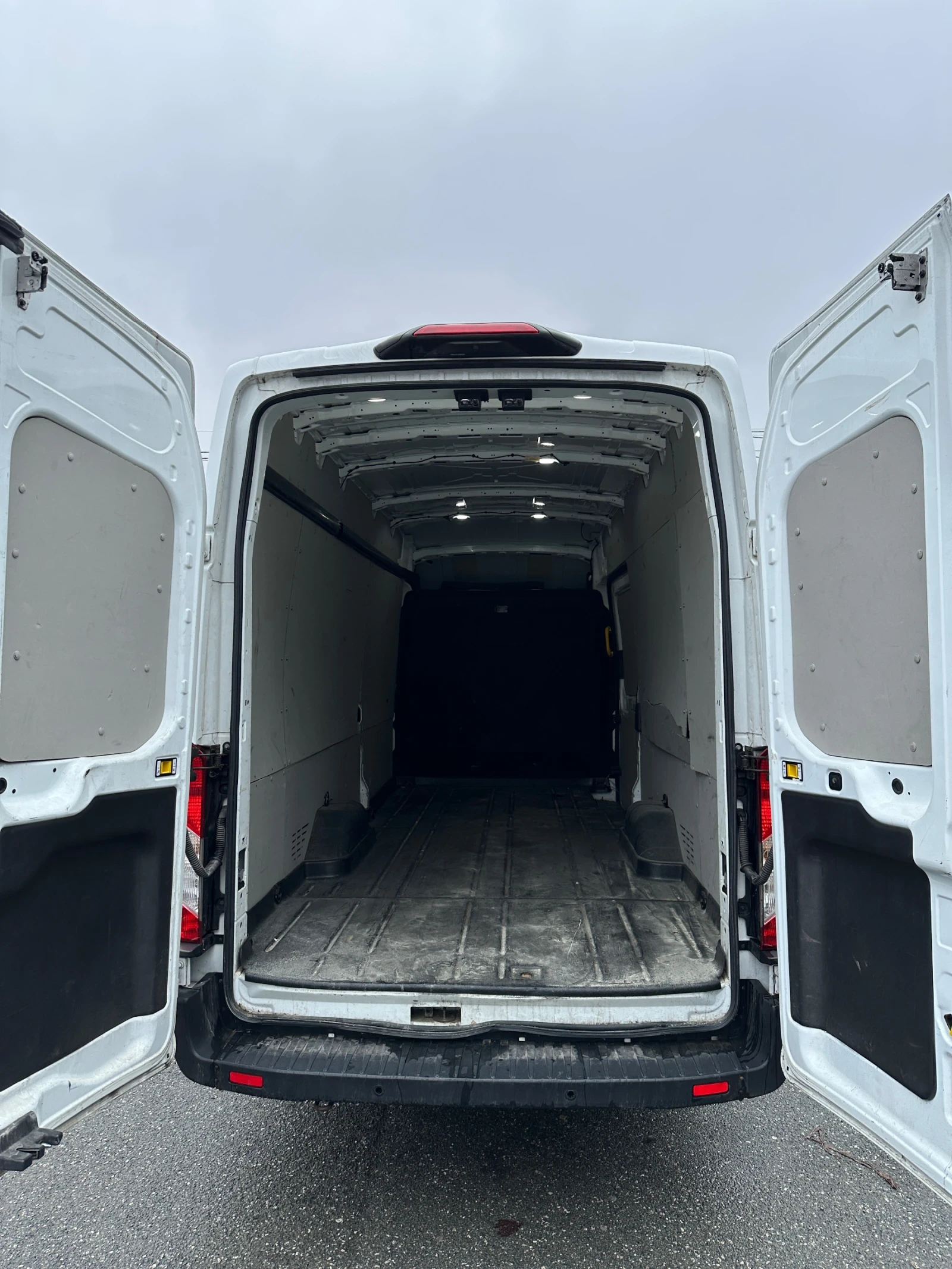Ford Transit 2.0TDCI 131кс MAXI BASE - изображение 10