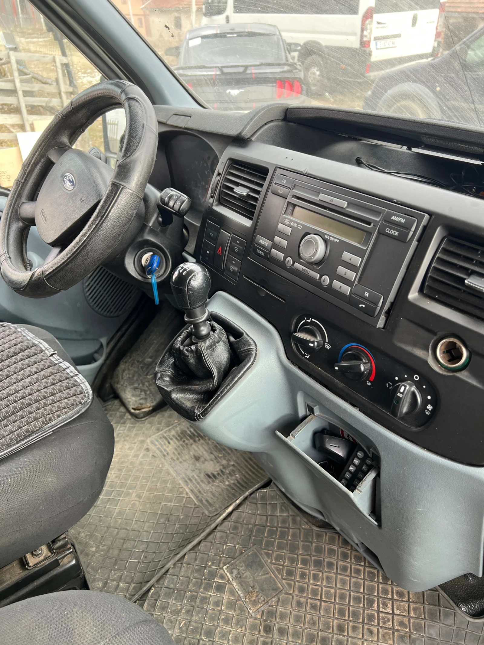 Ford Transit Custom, снимка 7 - Бусове и автобуси - 53936482